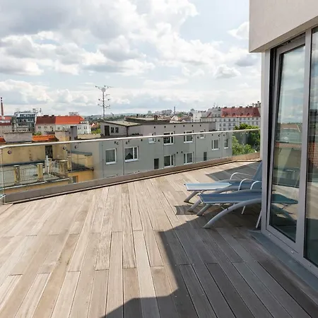 Апартаменты Apartman Palac Ehrlich *